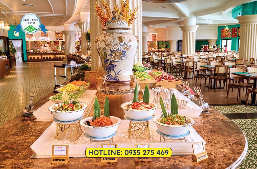 Nhà hàng Bốn Mùa Four Seasons Bà Nà Hills